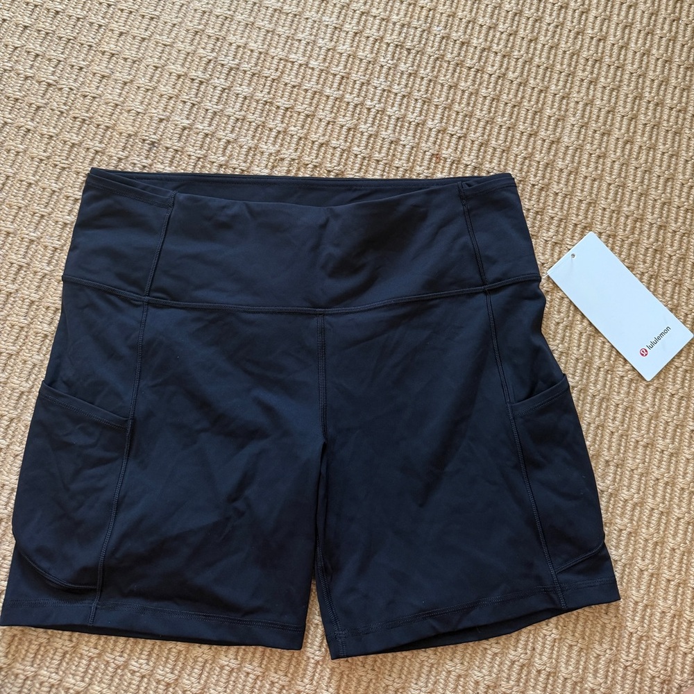 lululemon athletica Fast and Free HR
Short 6" new with tags size 14
